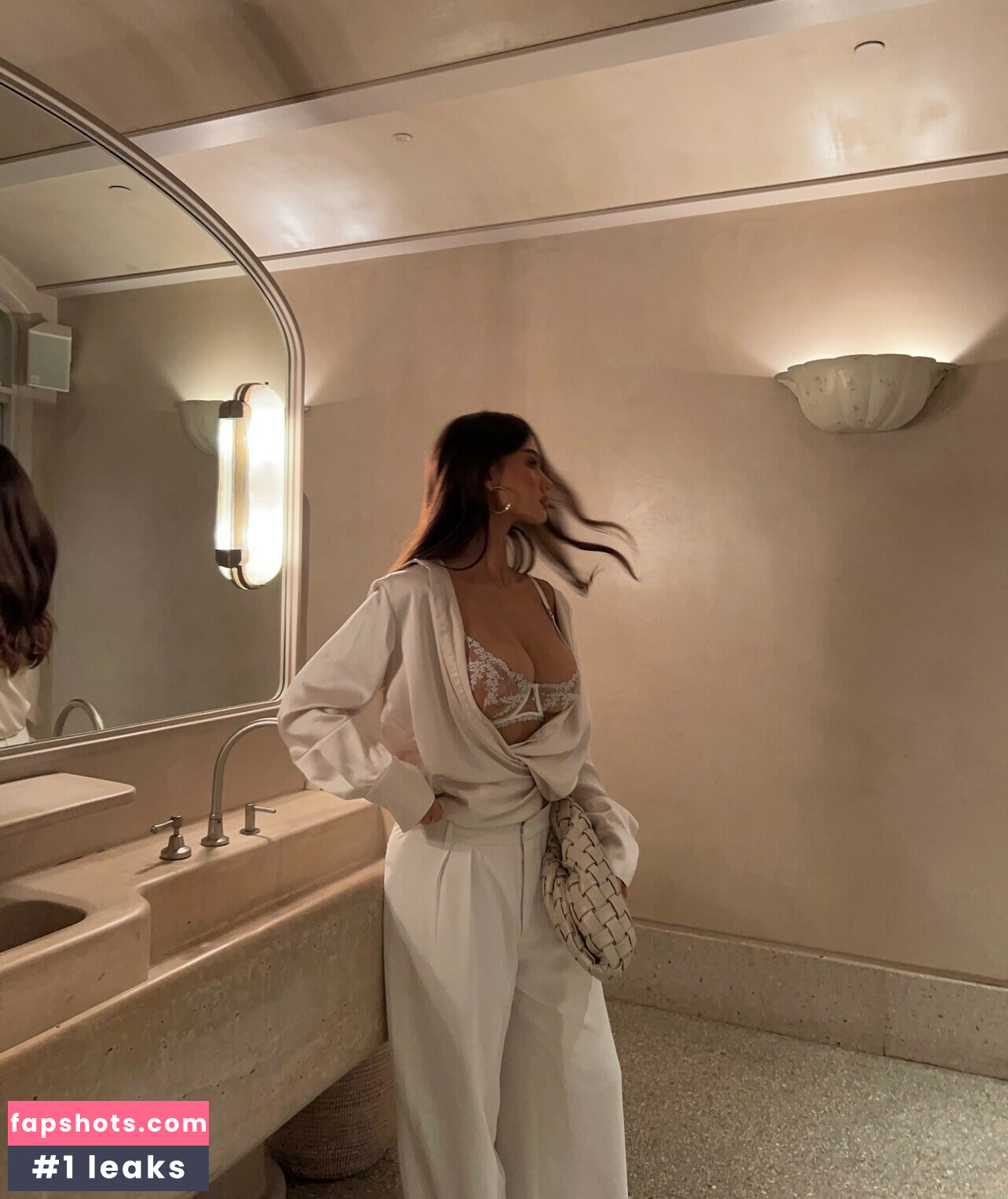 Ella Cervetto gallery photo #129