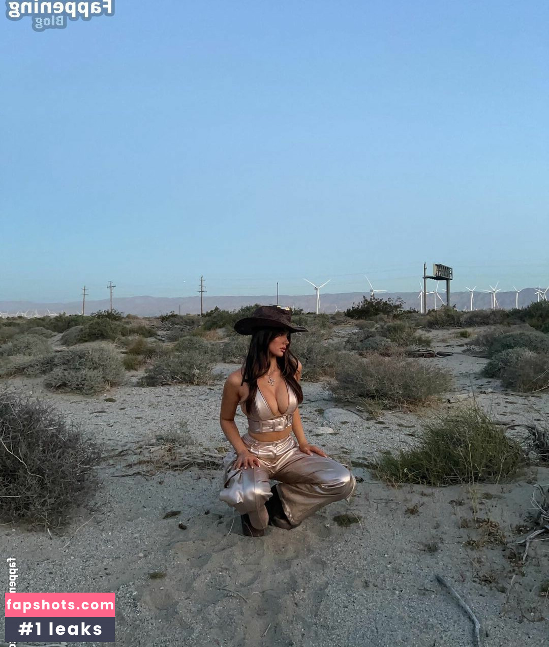 Ella Cervetto gallery photo #284