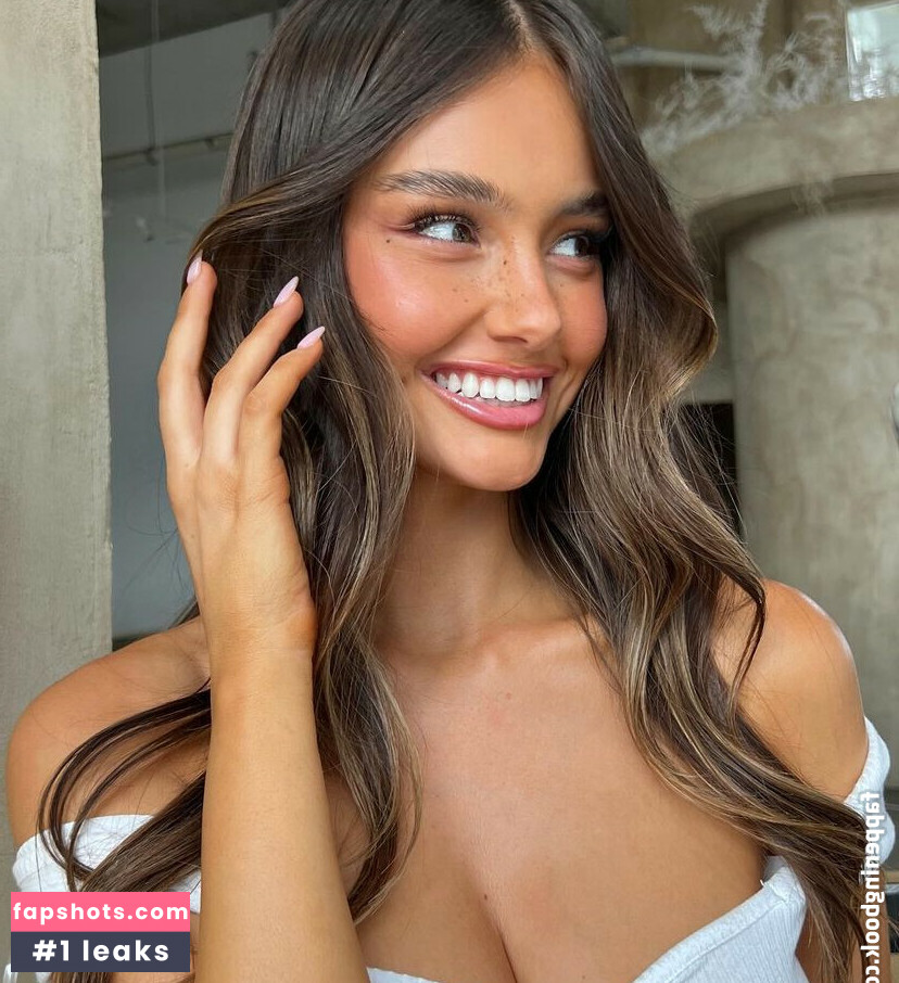 Ella Cervetto gallery photo #290