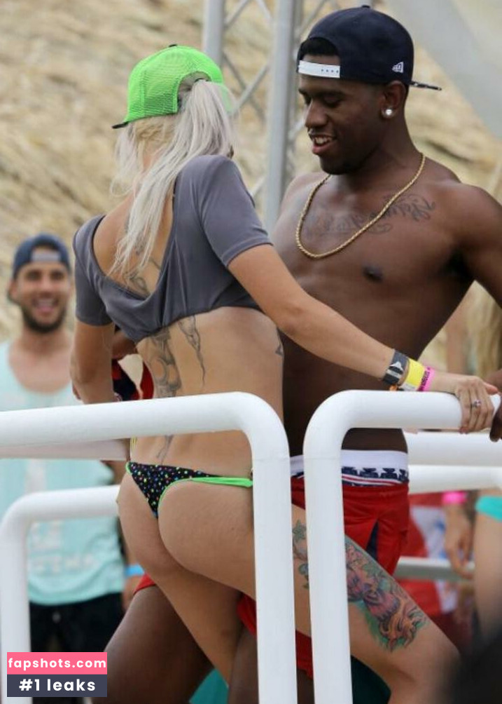 Ella Dvornik gallery photo #10