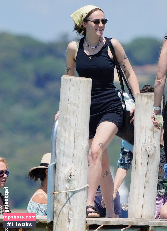 Ella Emhoff Nude Leaks OnlyFans Photos #12 - LeakJerk