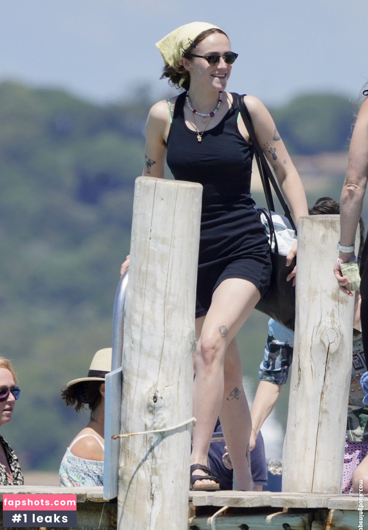 Ella Emhoff Nude Leaks OnlyFans Photos #16 - LeakJerk