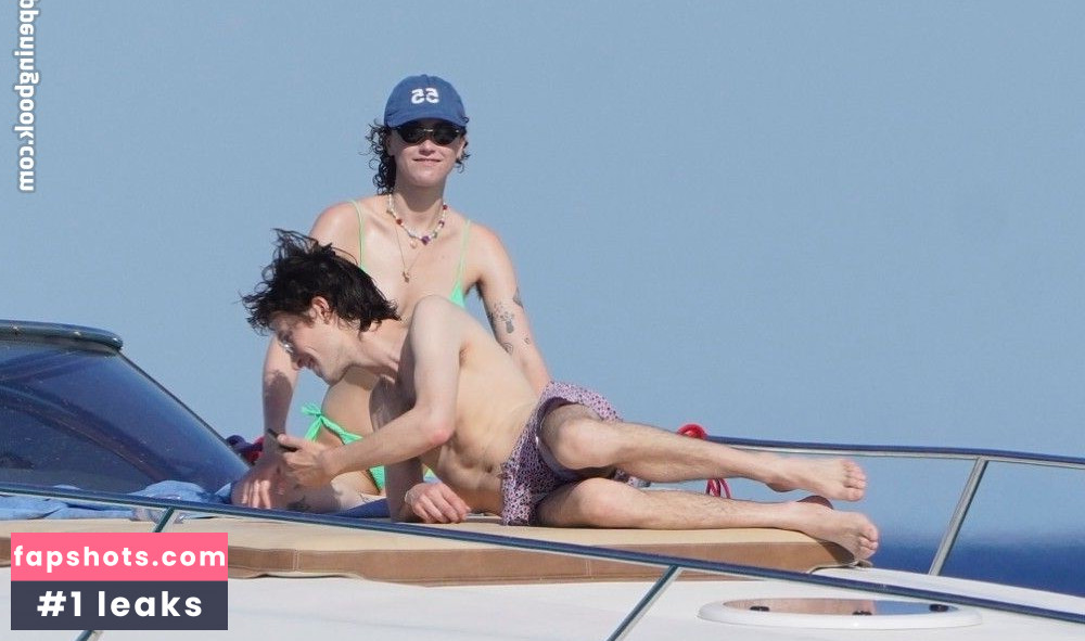 Ella Emhoff Nude Leaks OnlyFans Photos #35 - LeakJerk