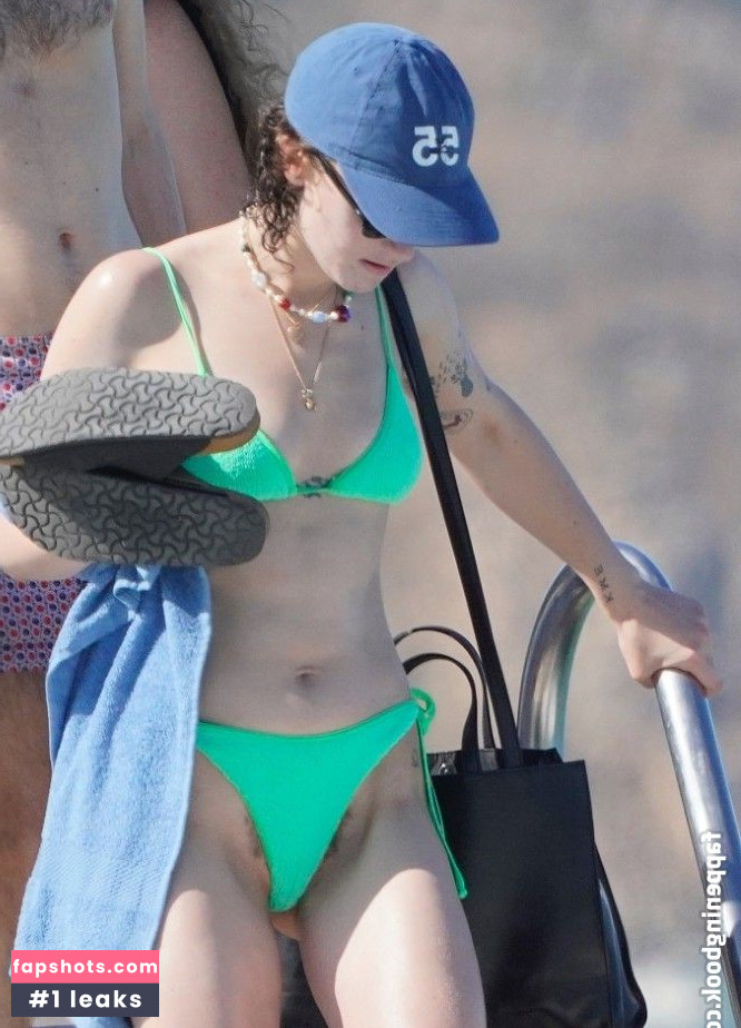 Ella Emhoff Nude Leaks OnlyFans Photos #45 - LeakJerk