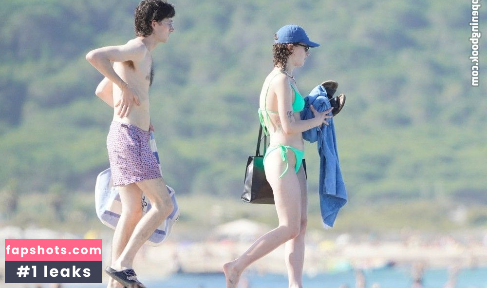 Ella Emhoff Nude Leaks OnlyFans Photos #48 - LeakJerk