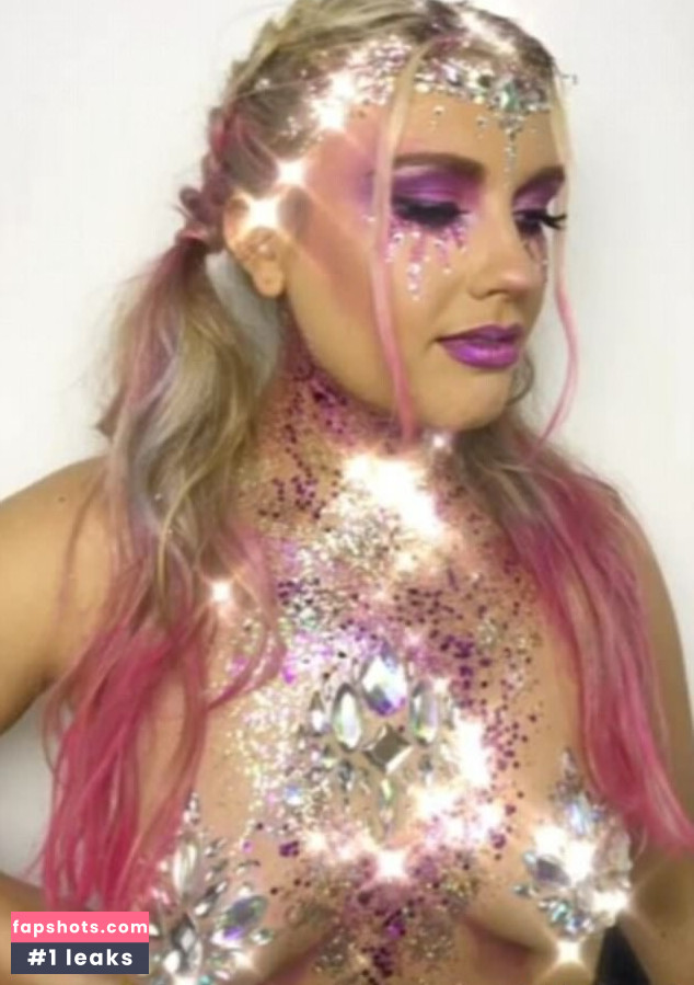 Ella Henderson gallery photo #4