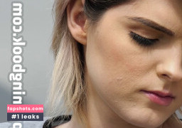 Ella Hollywood gallery photo #63