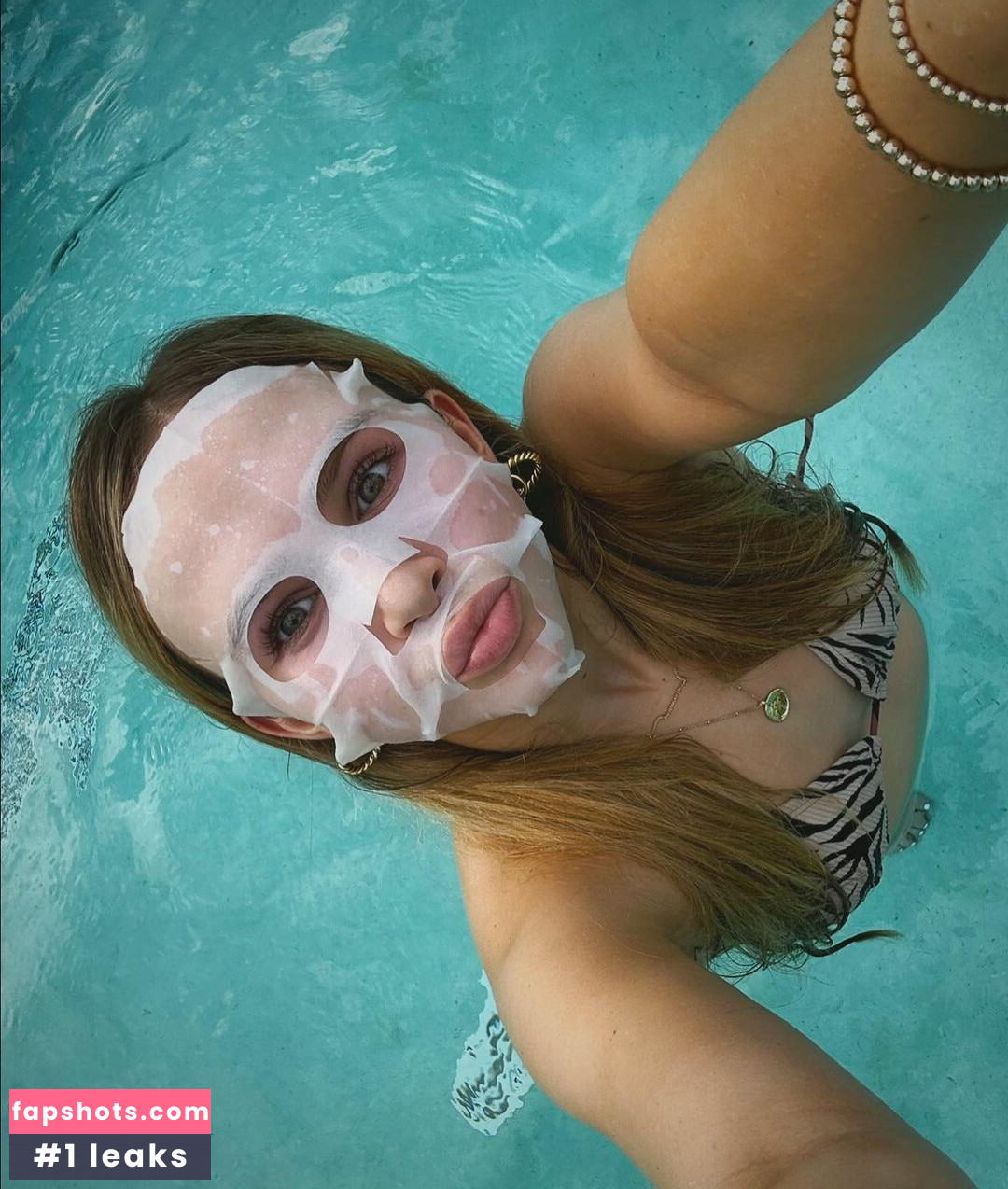 Ella Horan gallery photo #38