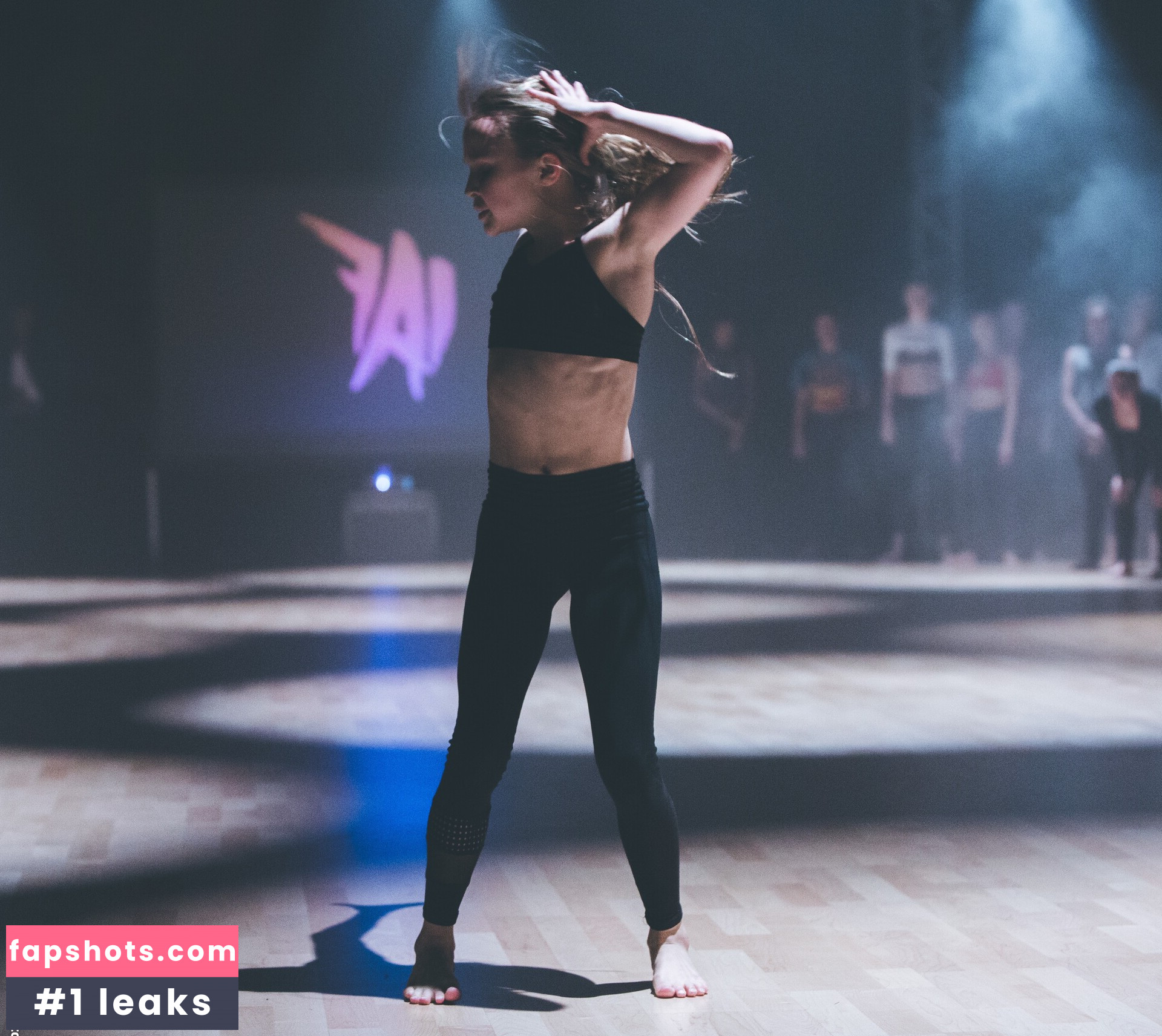 Ella Horan gallery photo #58