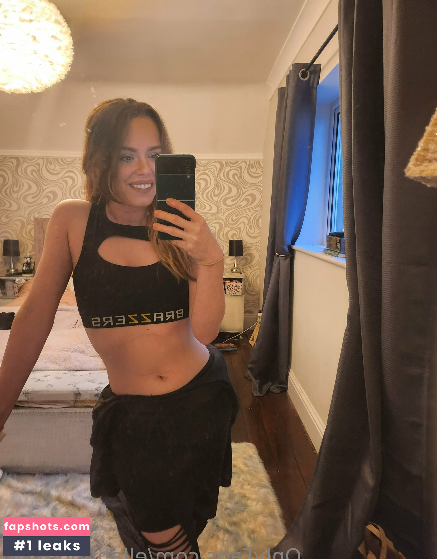 Ella Hughes gallery photo #122