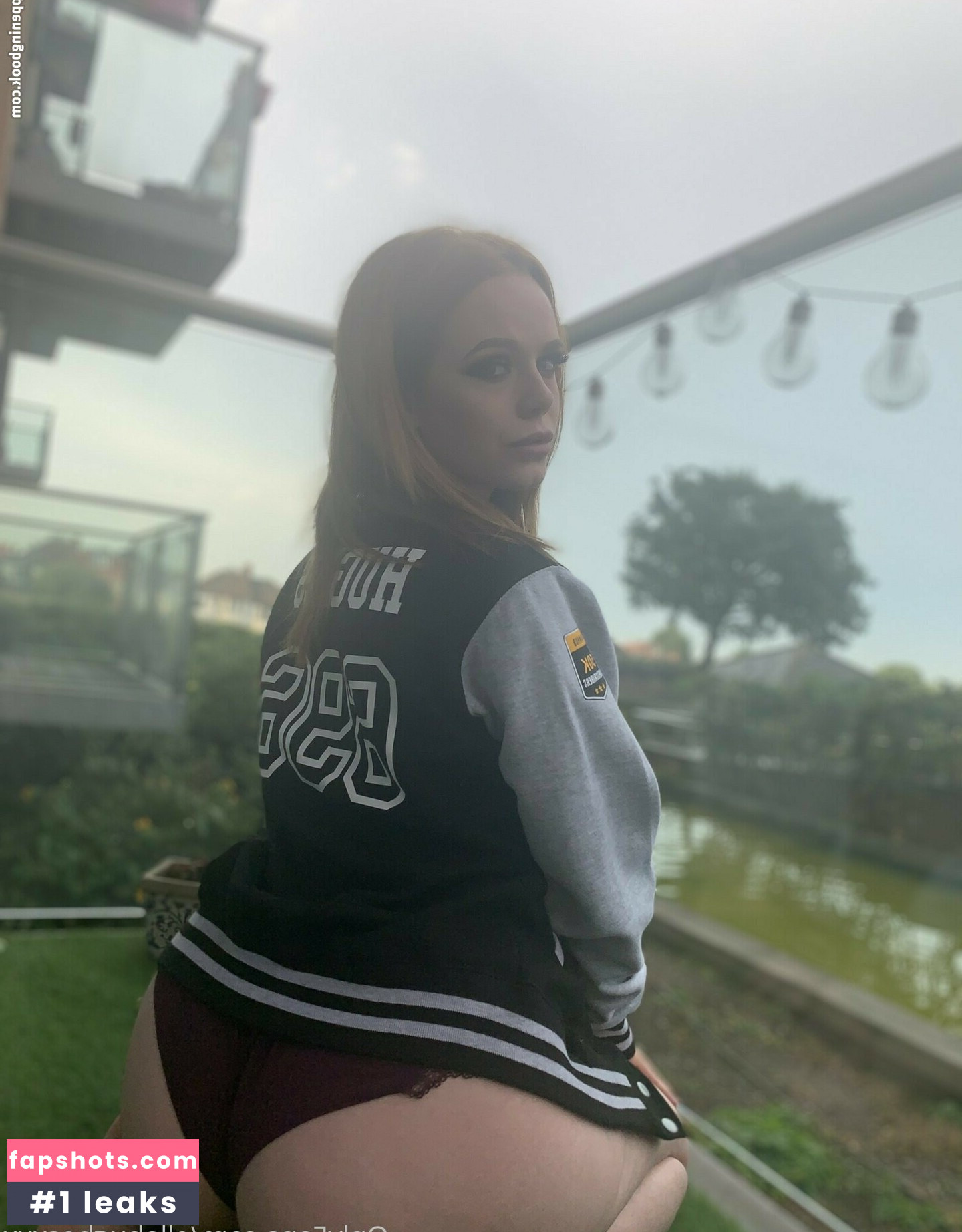 Ella Hughes gallery photo #226