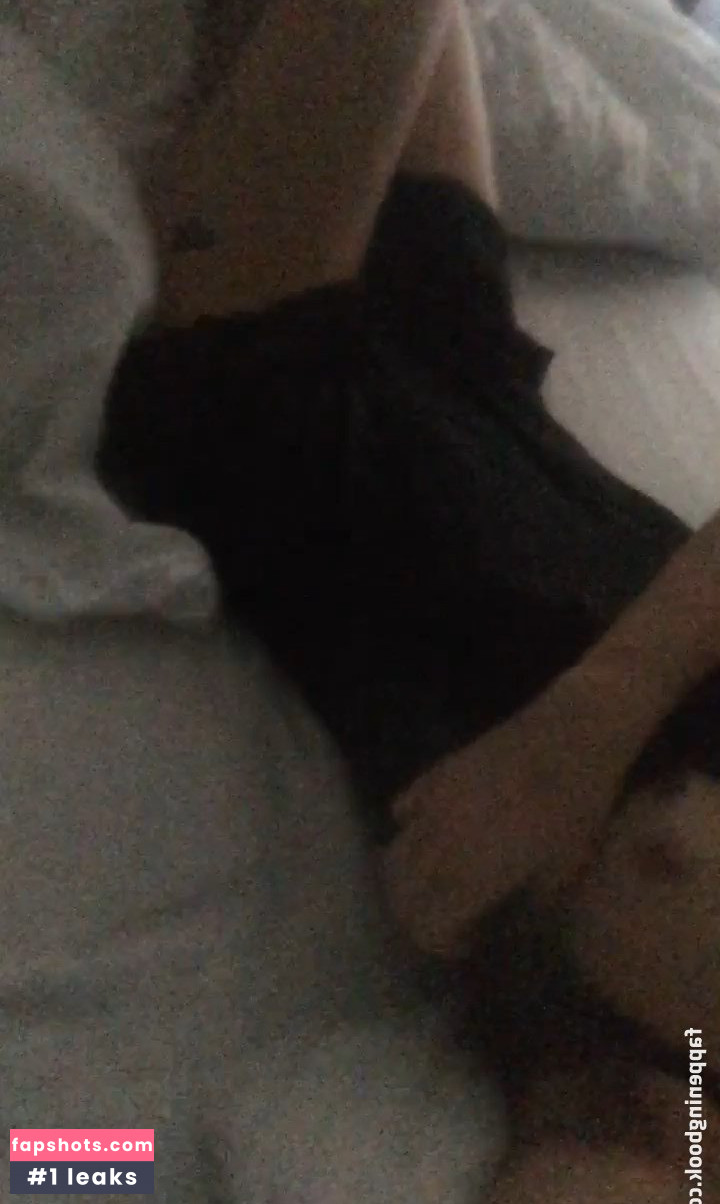 Ella Jolie nude babe gallery