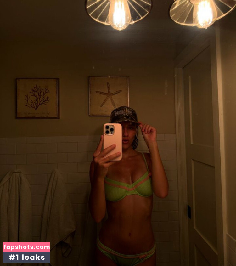 Ella Kernkamp Nude Leaks OnlyFans Photos #21 - LeakJerk