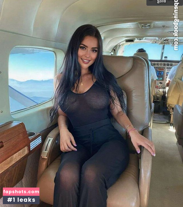 Ella Mia Foster nude babe gallery