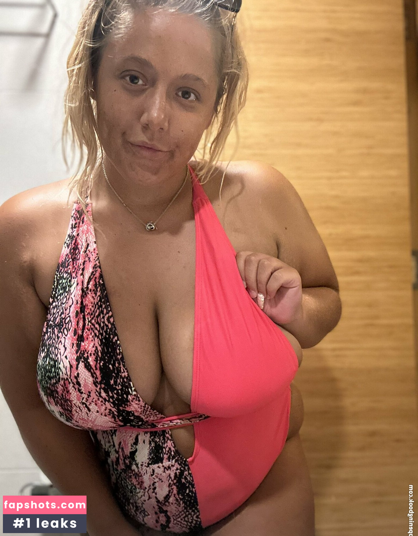 Ella Murphy gallery photo #12