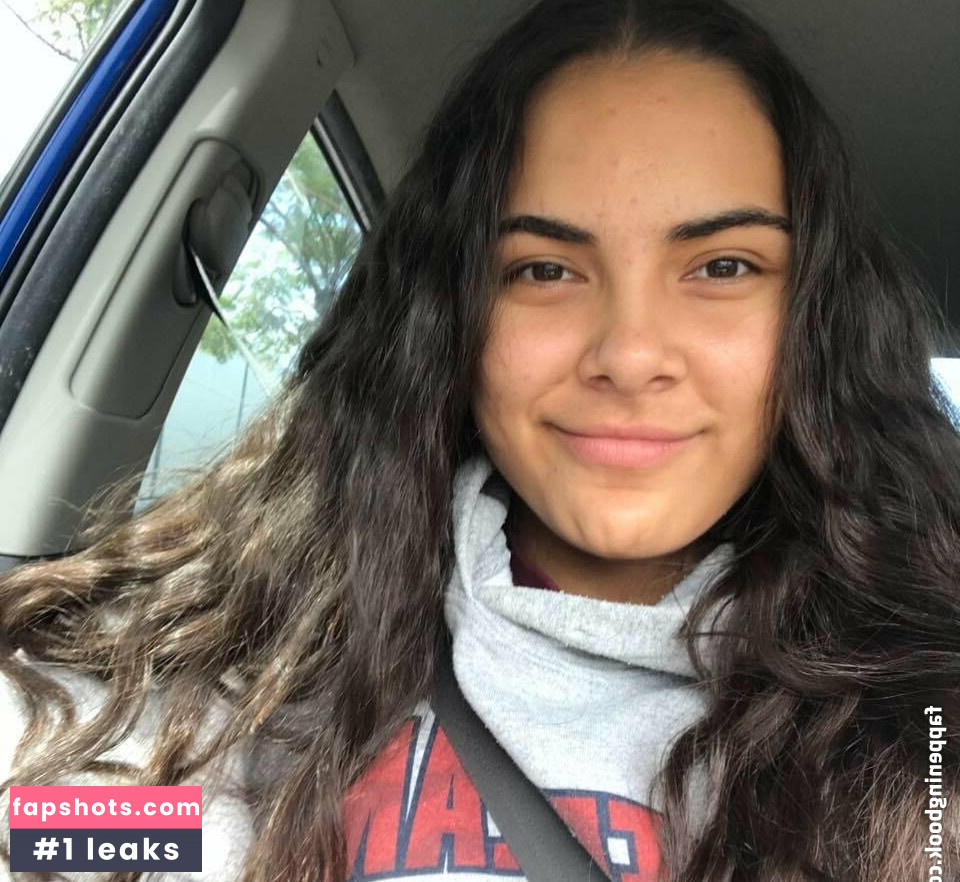 Ella Paleaae gallery photo #8