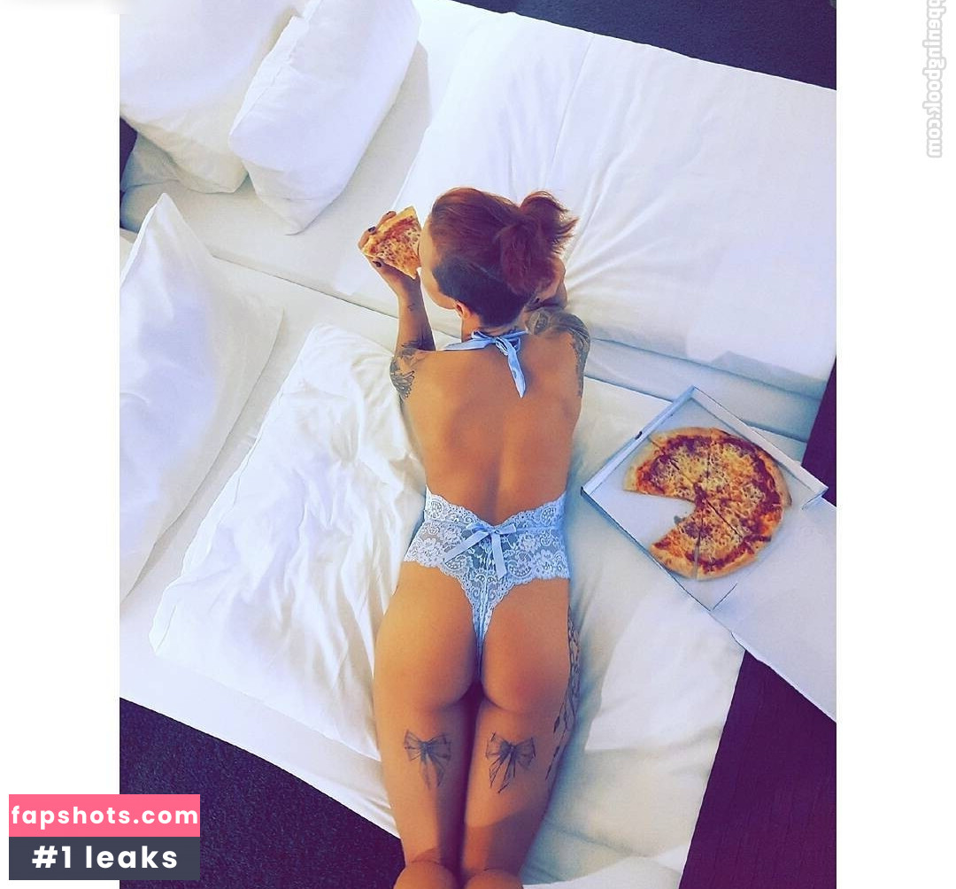 Ella Prien gallery photo #32