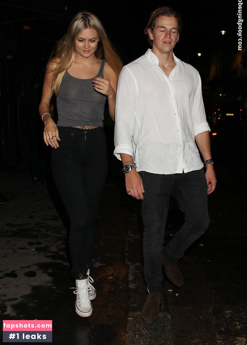 Ella Ross gallery photo #23