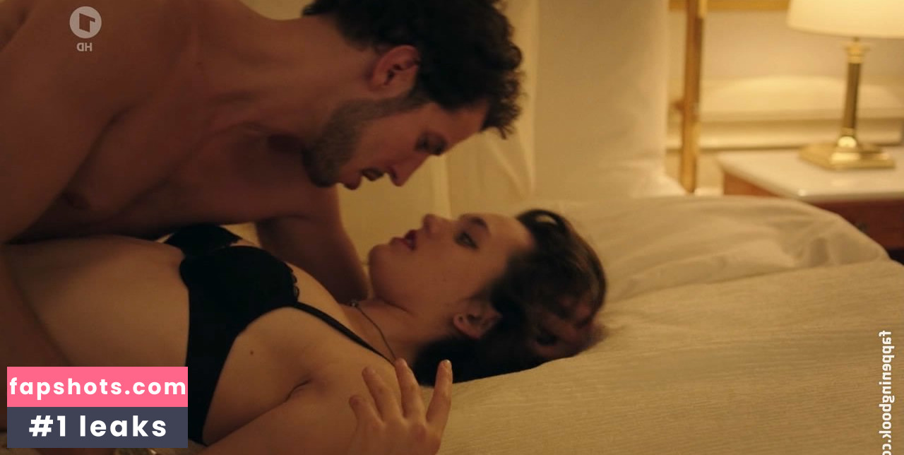 Ella Rumpf Nahé úniky fotek pouze od fanoušků #12 - Fapshots