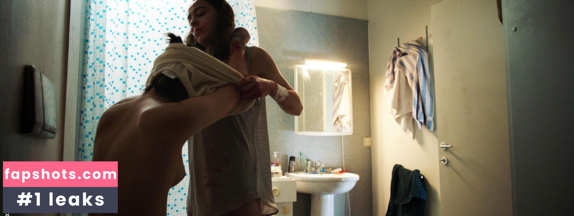 Ella Rumpf Nahé úniky fotek pouze od fanoušků #3 - Fapshots