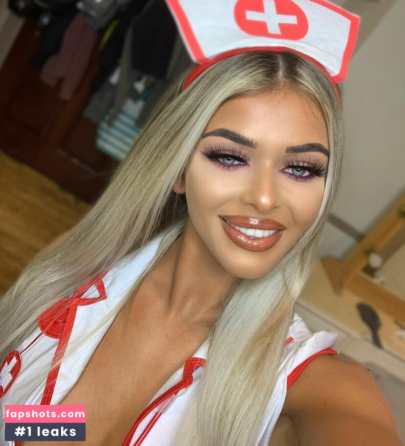 Ella Standring gallery photo #6