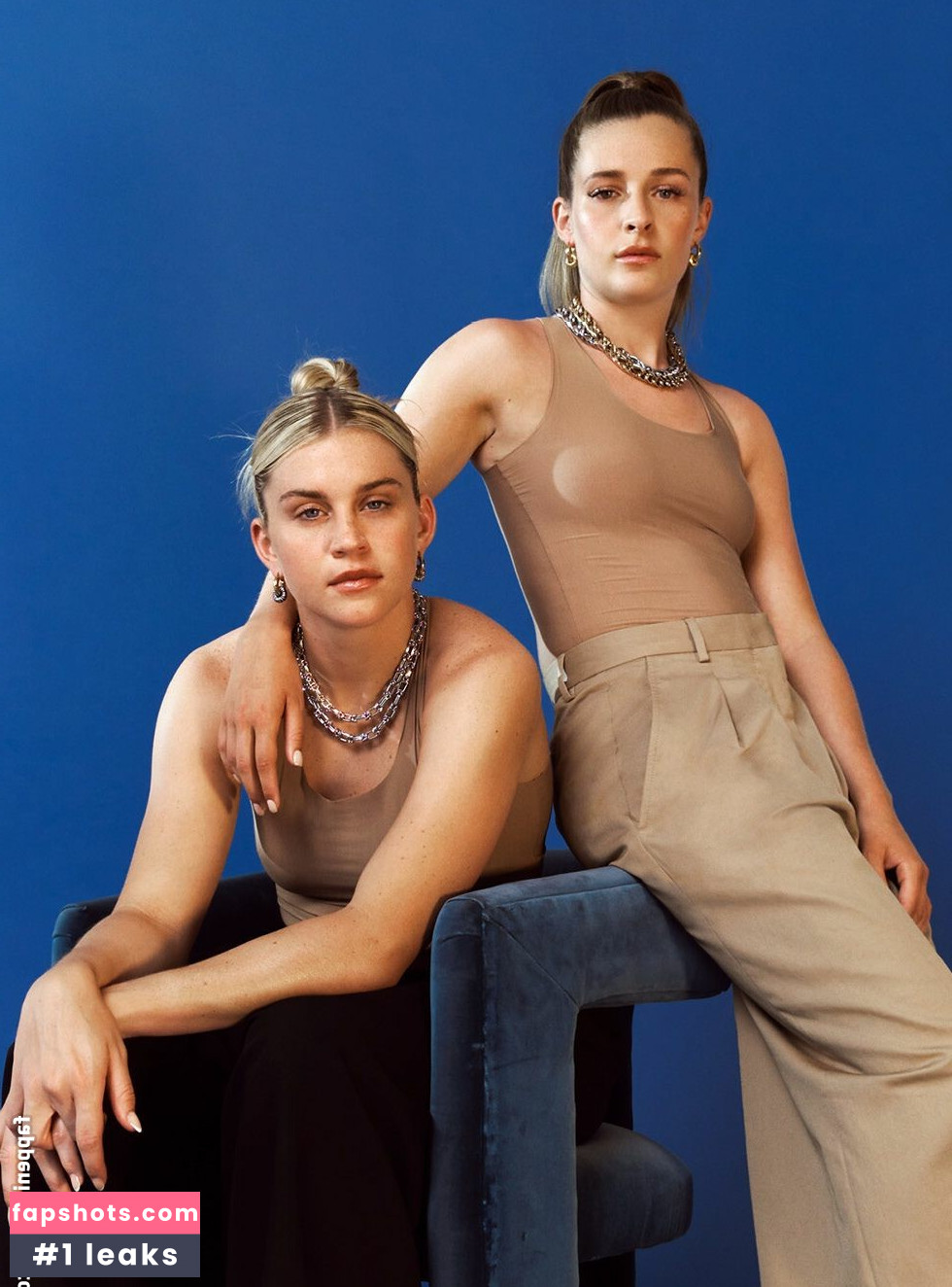 Ella Toone gallery photo #19