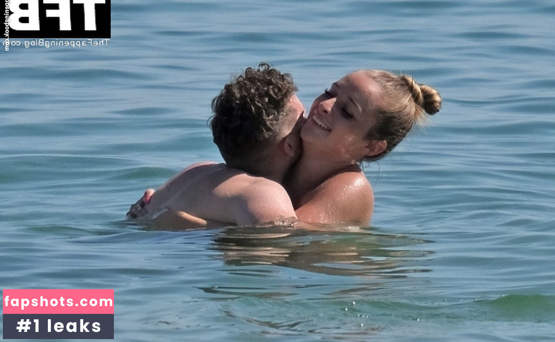 Ella Toone gallery photo #24