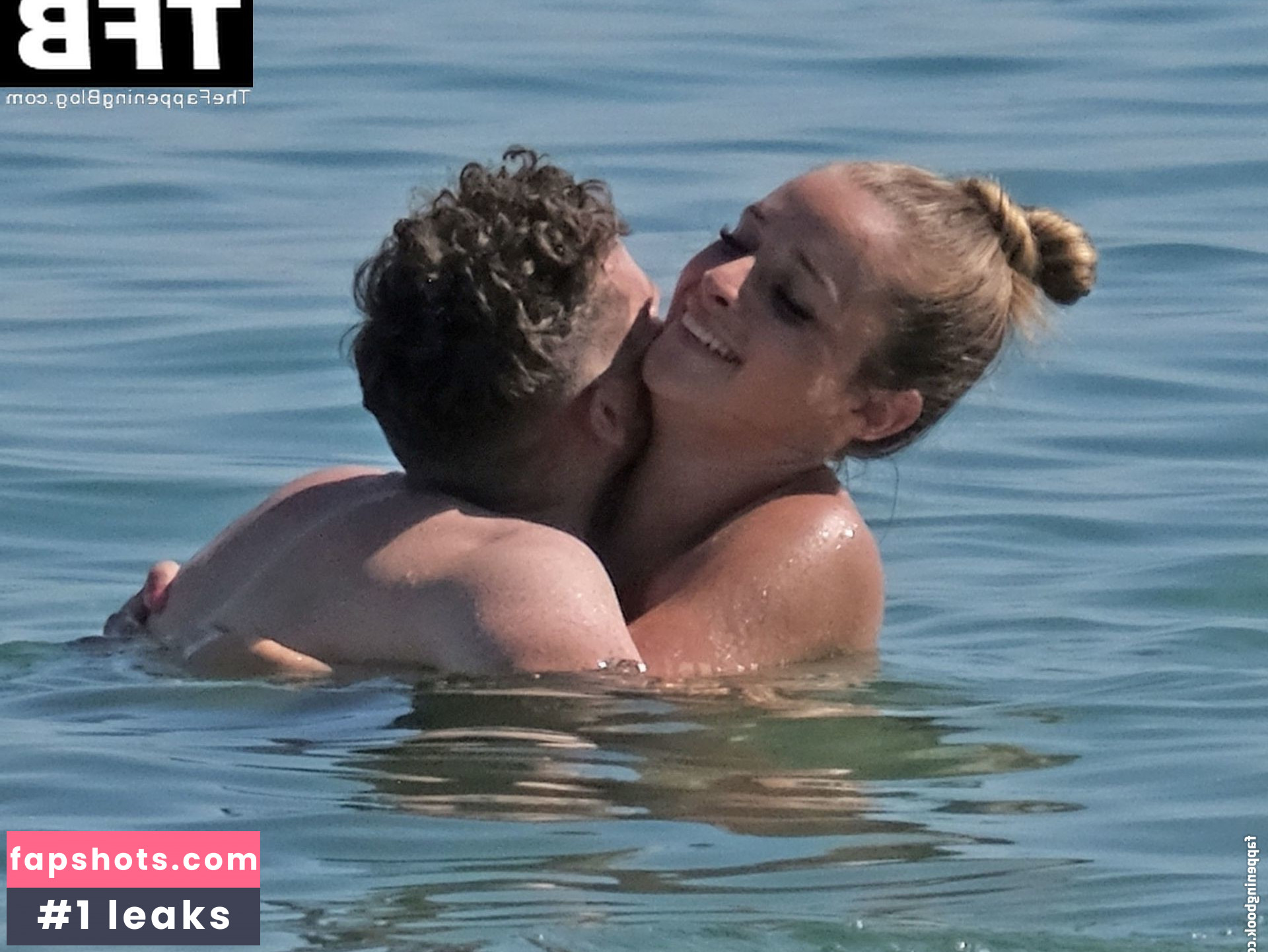 Ella Toone gallery photo #25