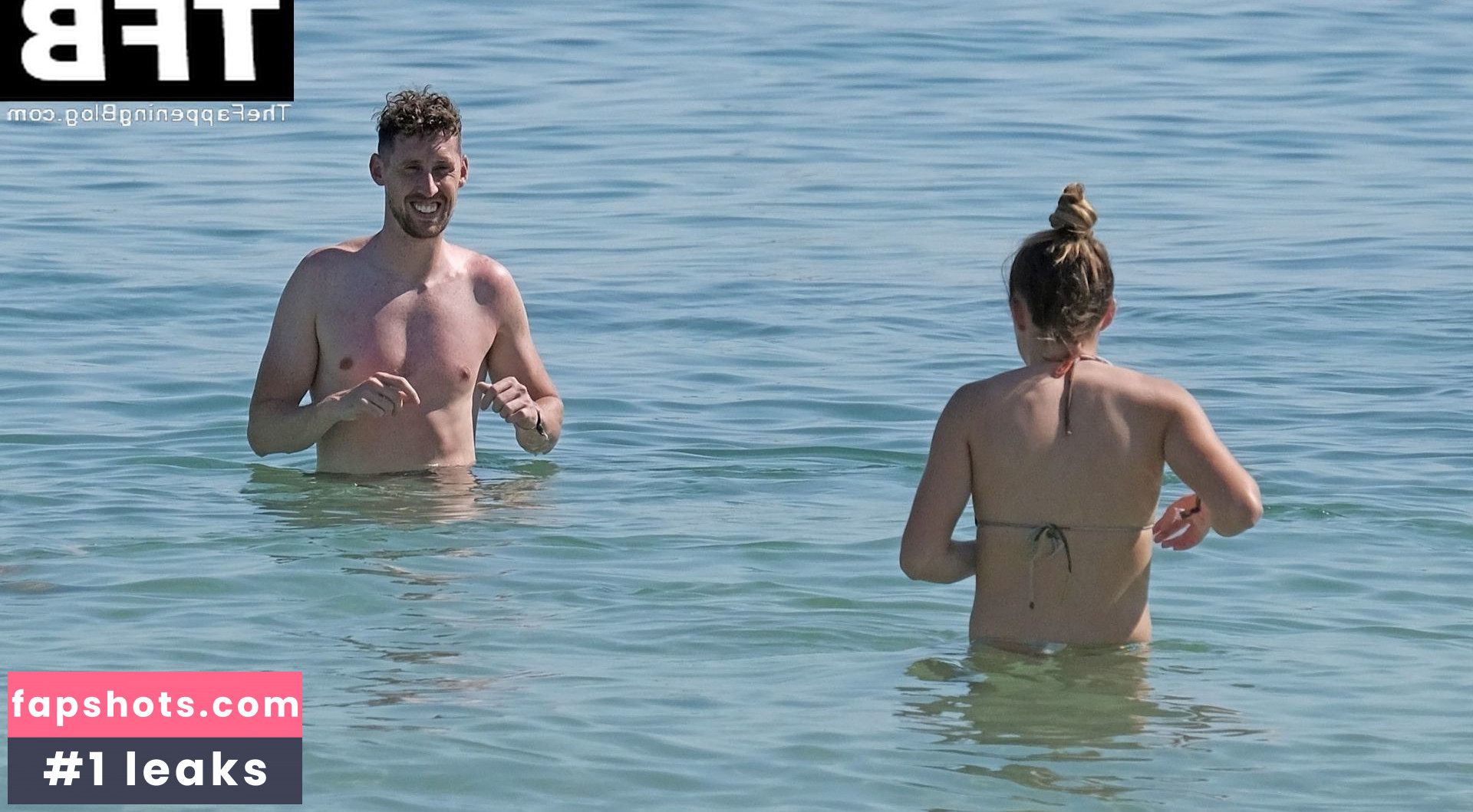 Ella Toone gallery photo #32