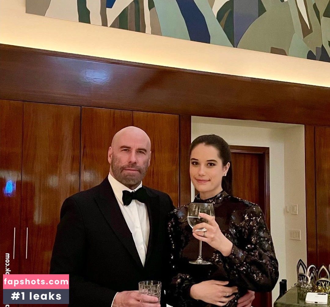 Ella Travolta gallery photo #4