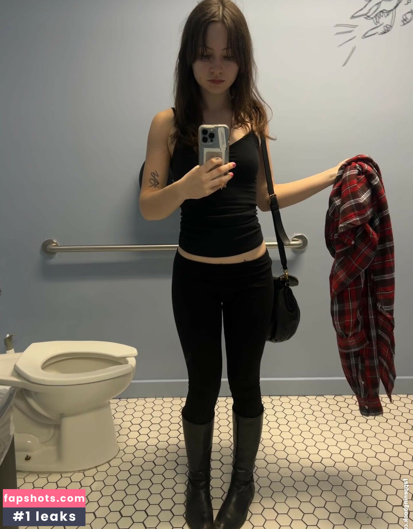 Ella Woolsey gallery photo #10