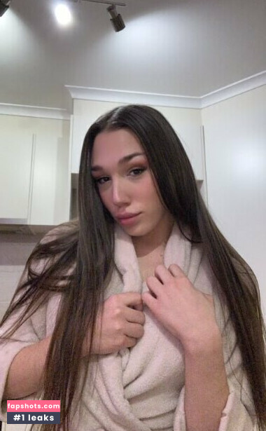 Elldesirable gallery photo #34