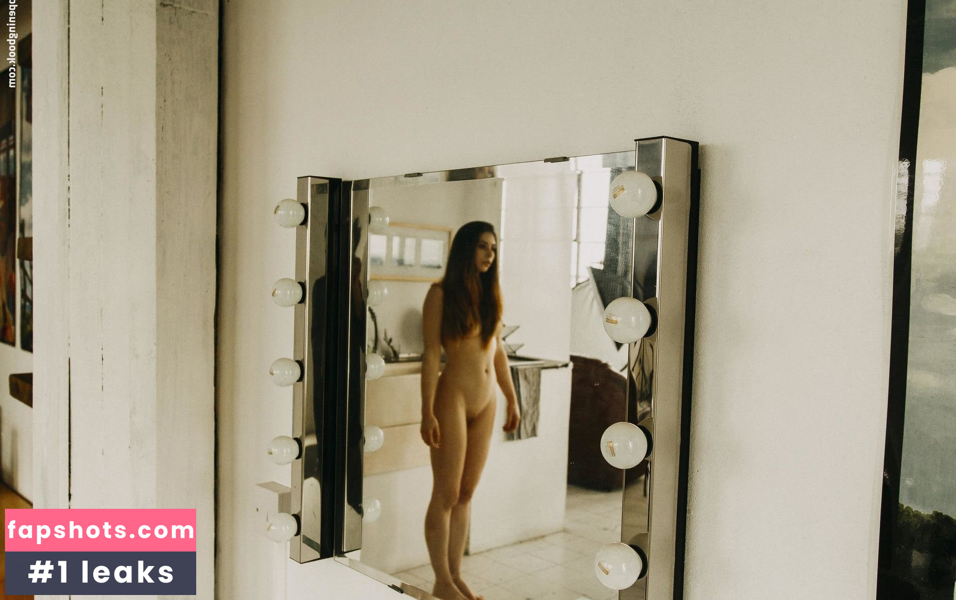 Elle Beth gallery photo #53