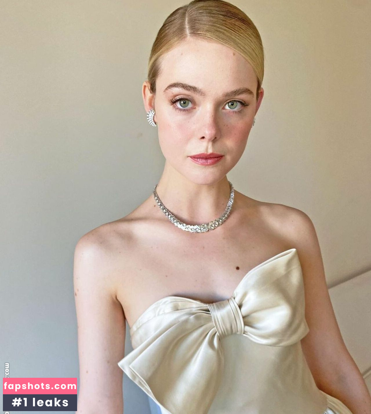 Elle Fanning Nude Leaks OnlyFans Photos #140 - LeakJerk