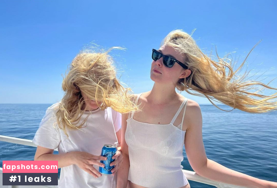 Elle Fanning Nude Leaks OnlyFans Photos #302 - Fapshots