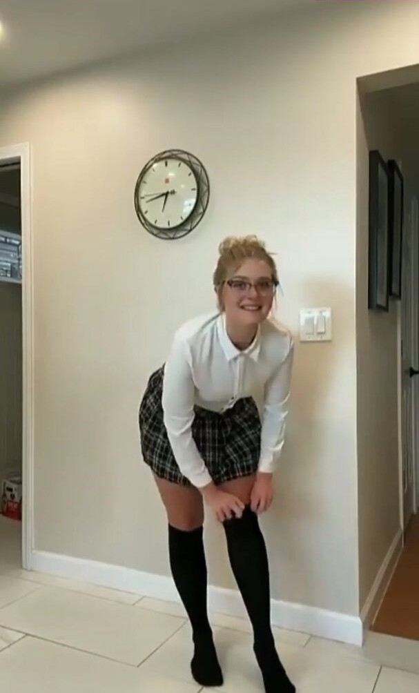 elle-fanning gallery photo #1023