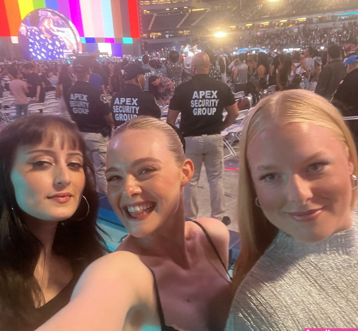 elle-fanning gallery photo #1033