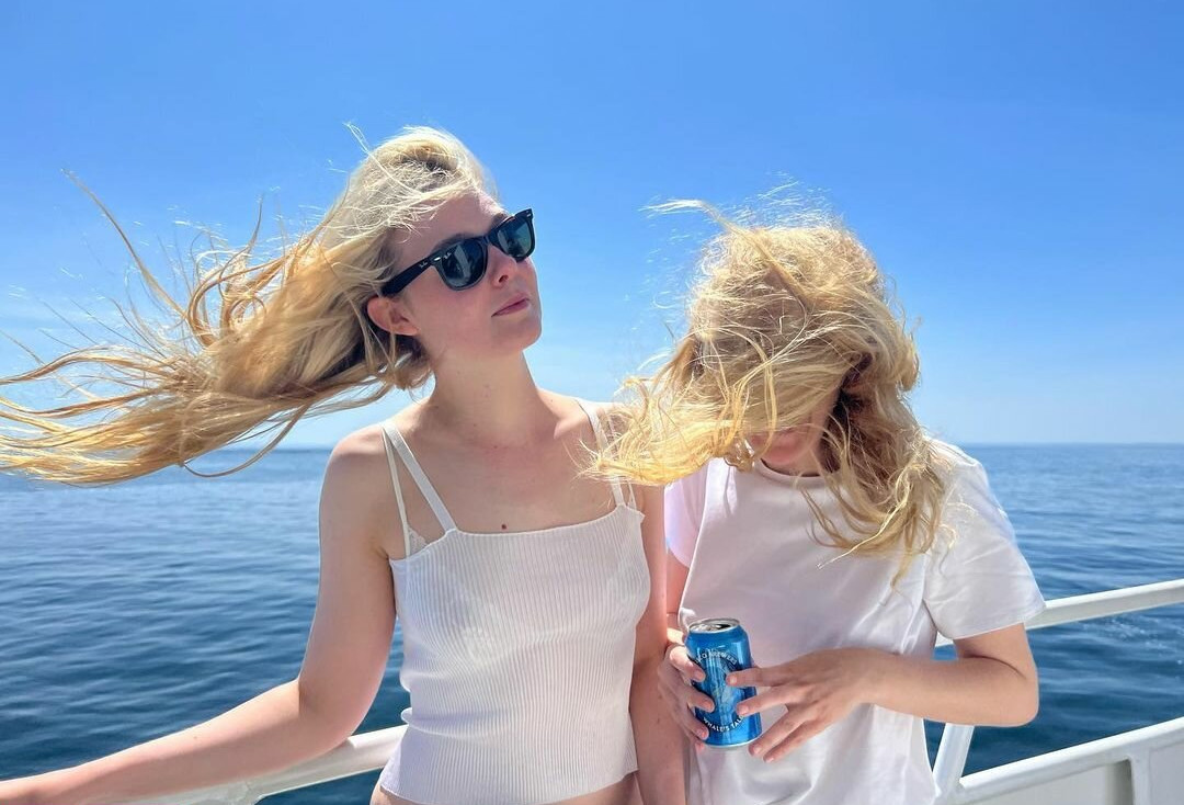 elle-fanning gallery photo #1143