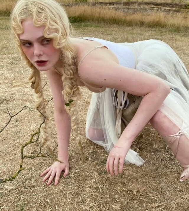 elle-fanning gallery photo #1150