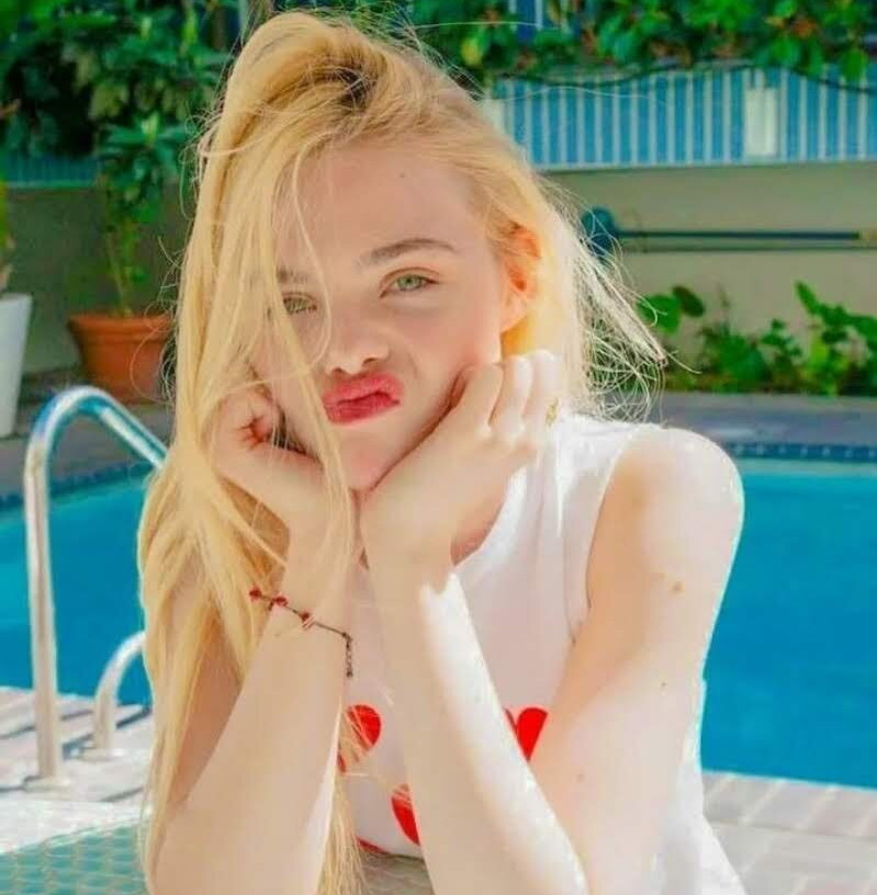 elle-fanning gallery photo #1158