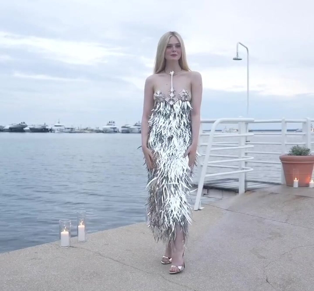 elle-fanning gallery photo #1184