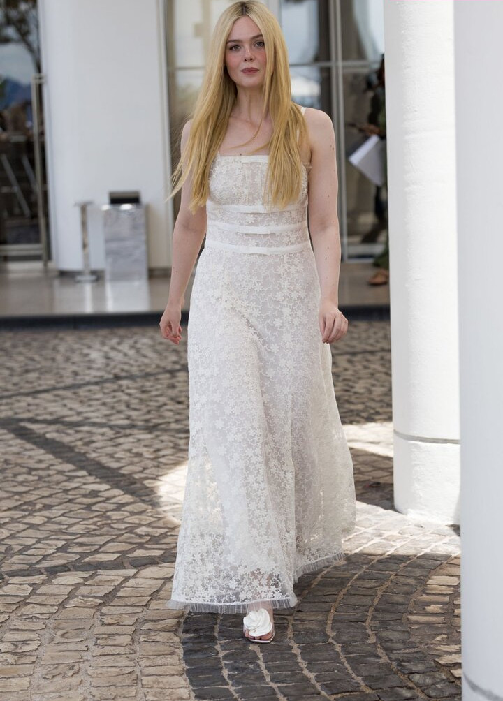 elle-fanning gallery photo #1207