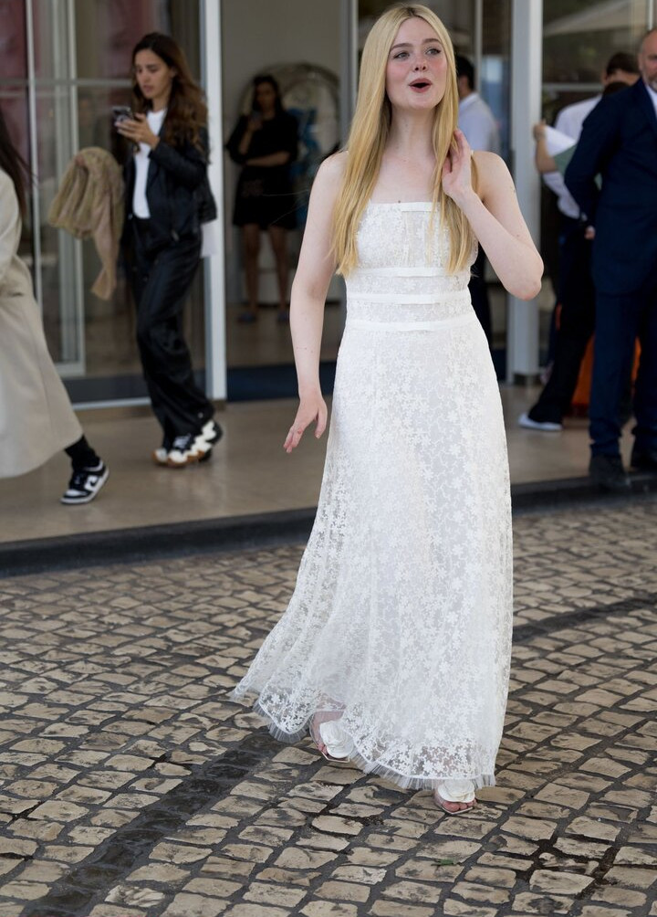 elle-fanning gallery photo #1213