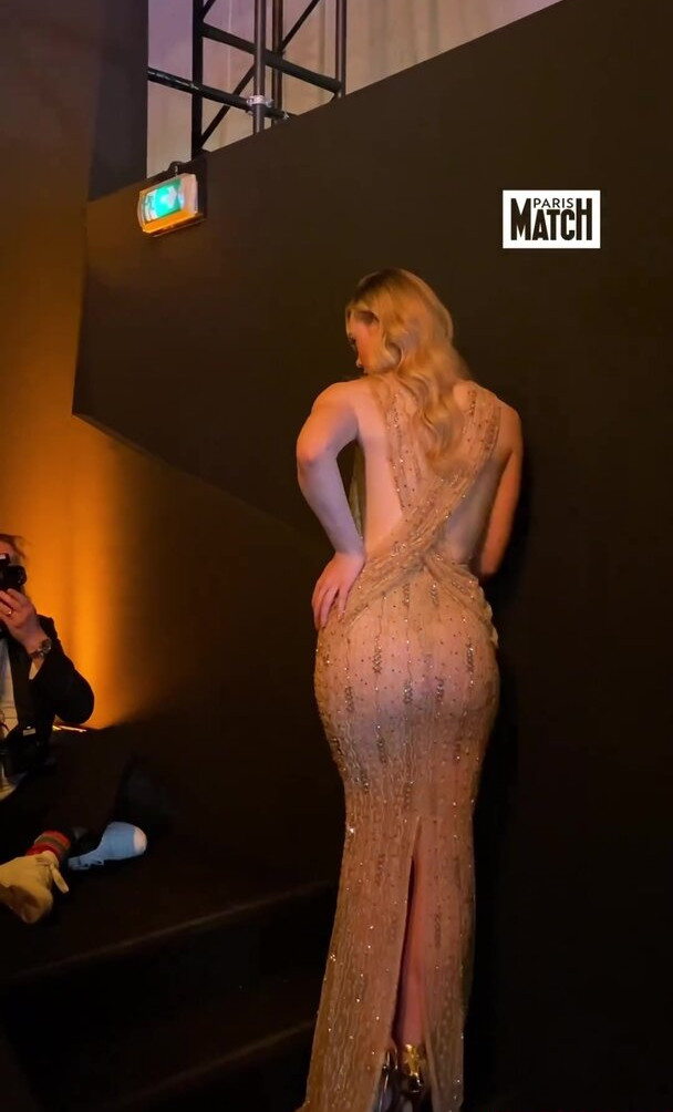 elle-fanning gallery photo #651