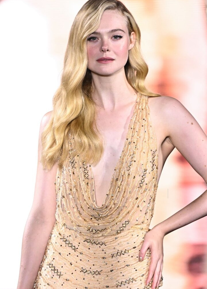 elle-fanning gallery photo #653