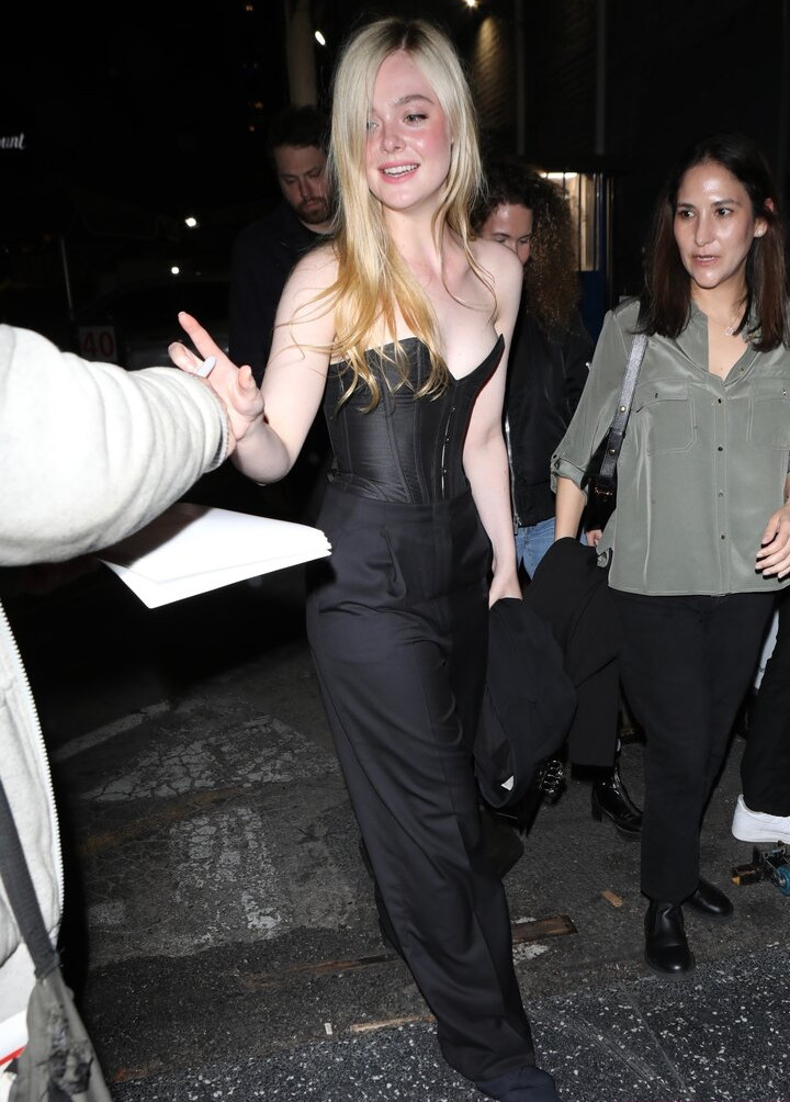 elle-fanning gallery photo #671