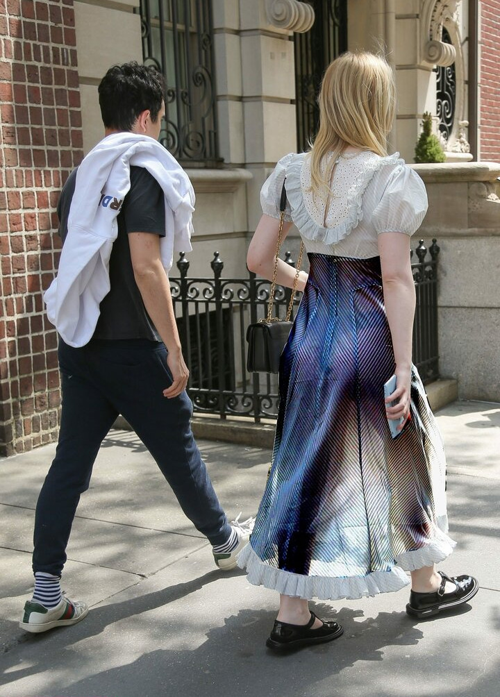 elle-fanning gallery photo #732