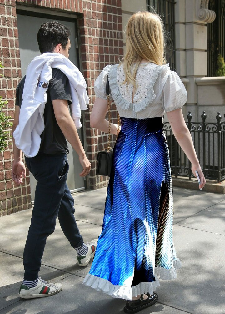 elle-fanning gallery photo #733