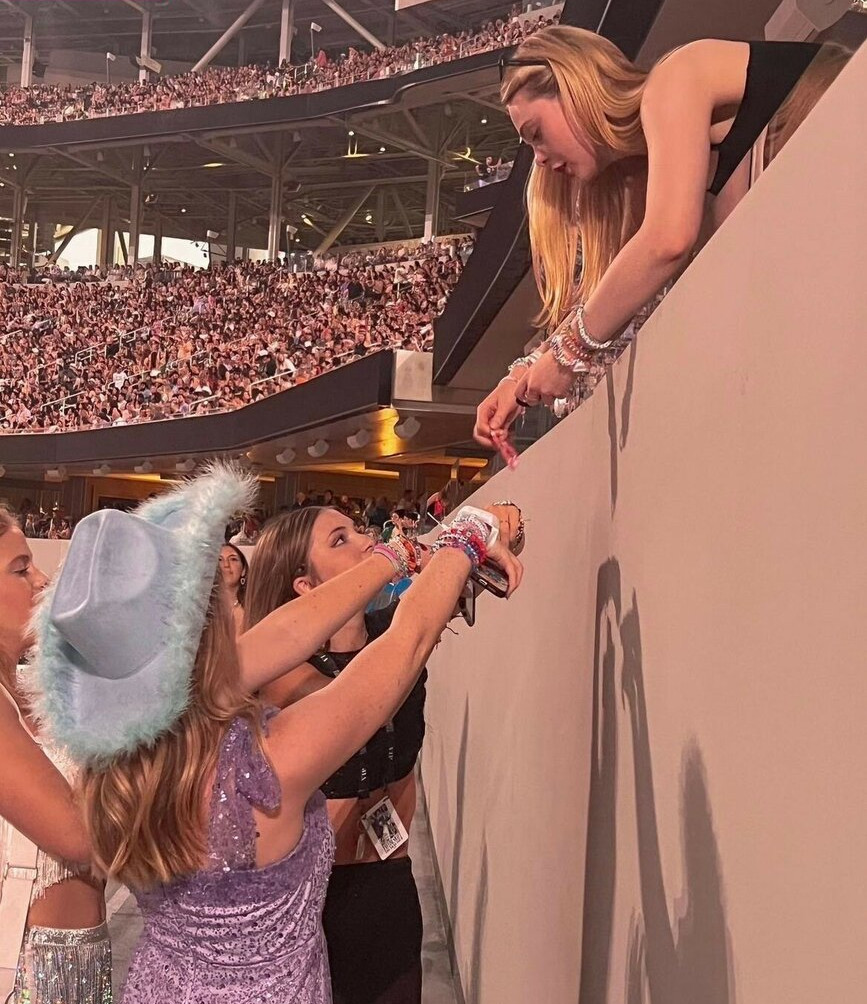 elle-fanning gallery photo #779