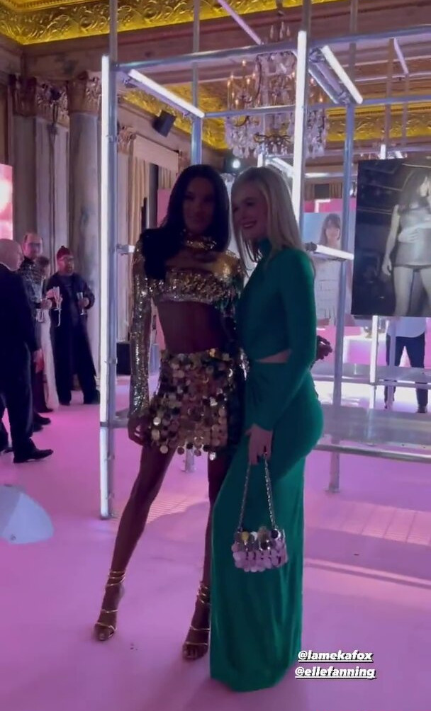 elle-fanning gallery photo #831